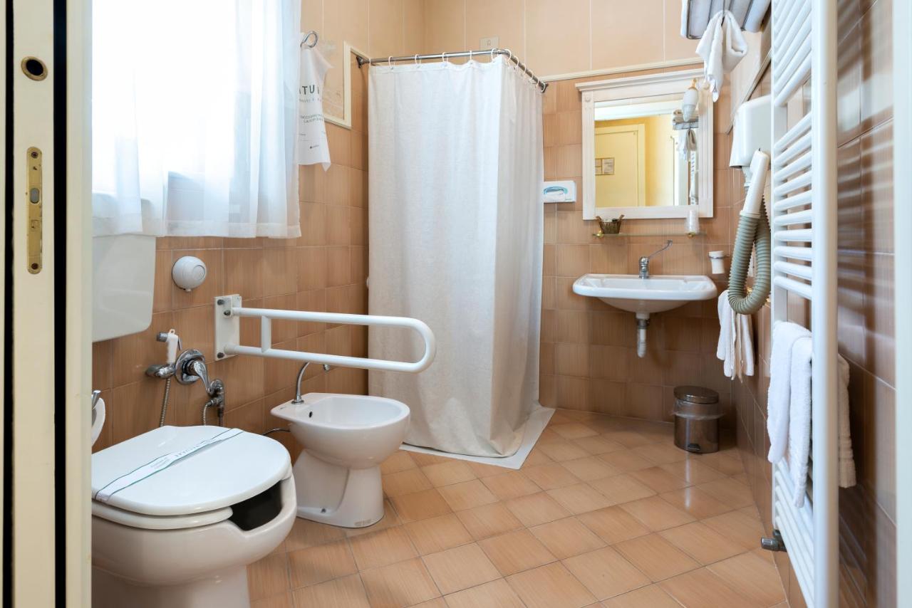 Twin Room Disability Access